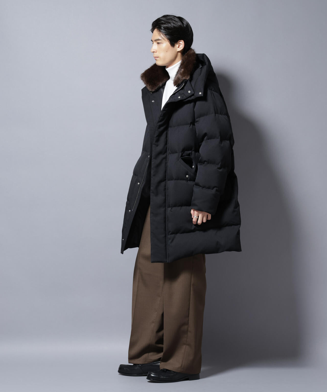 「西川ダウン(R)」フェイクファーカラーサージロングダウン