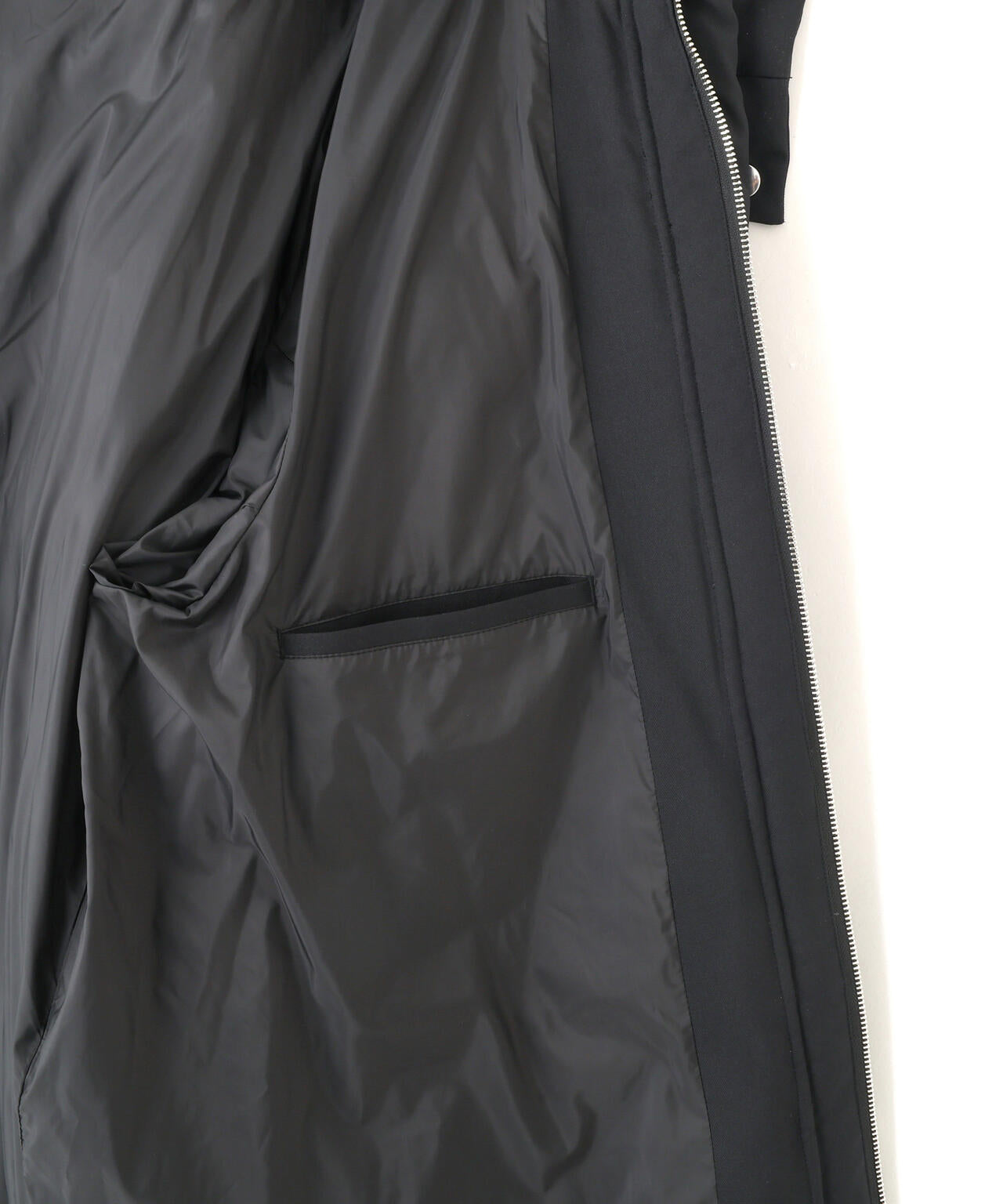 「西川ダウン(R)」フェイクファーカラーサージロングダウン