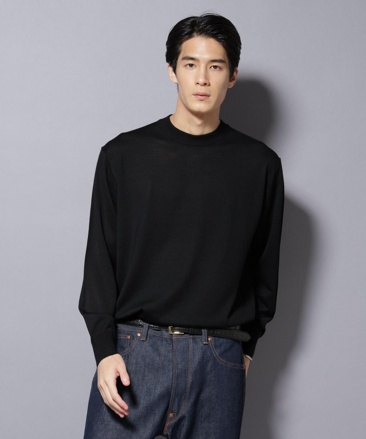 「毛玉レスニット」ファインゲージクルーネック