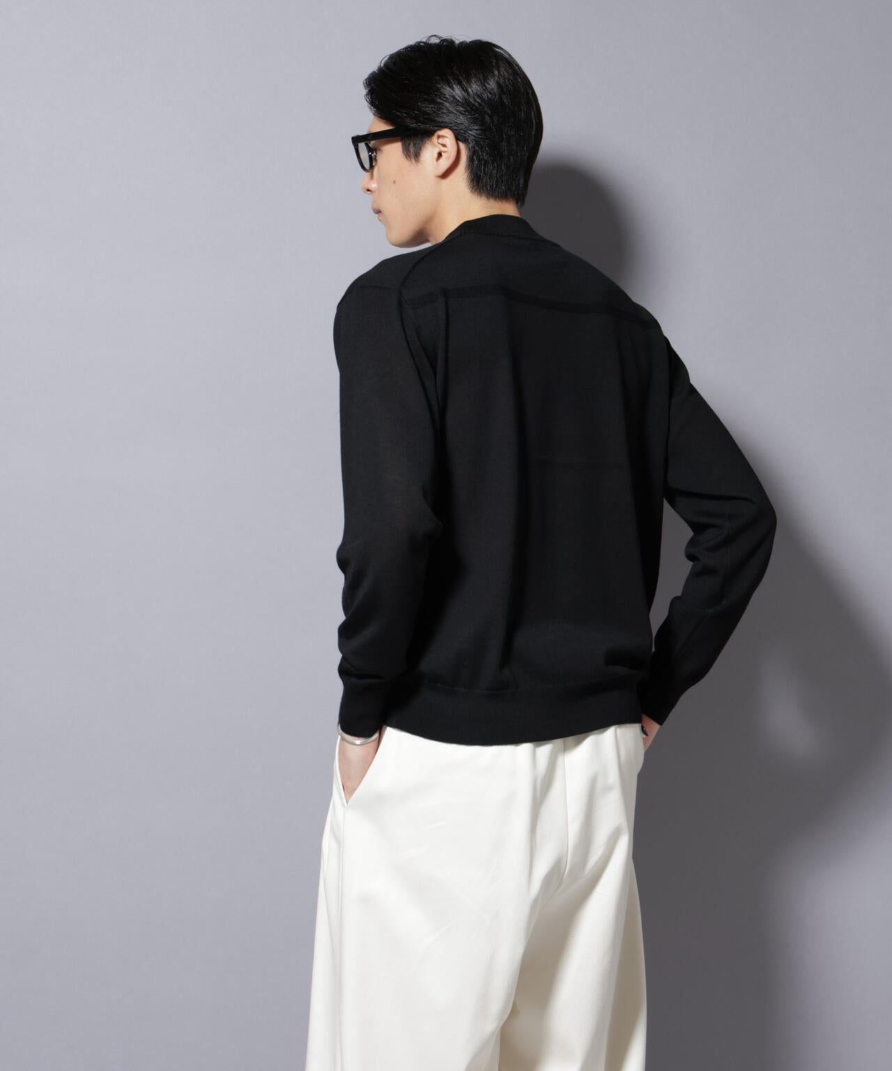 「毛玉レスニット」ファインゲージモックネック