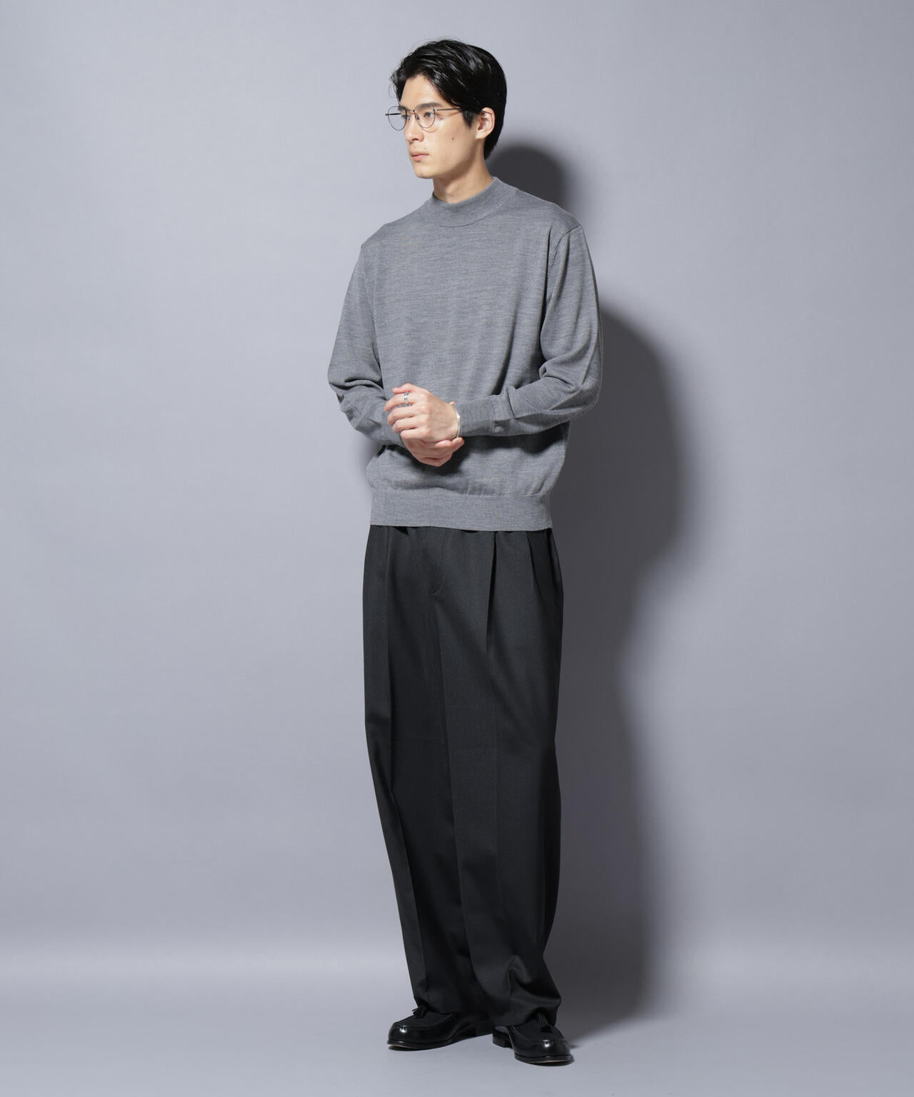 「毛玉レスニット」ファインゲージモックネック