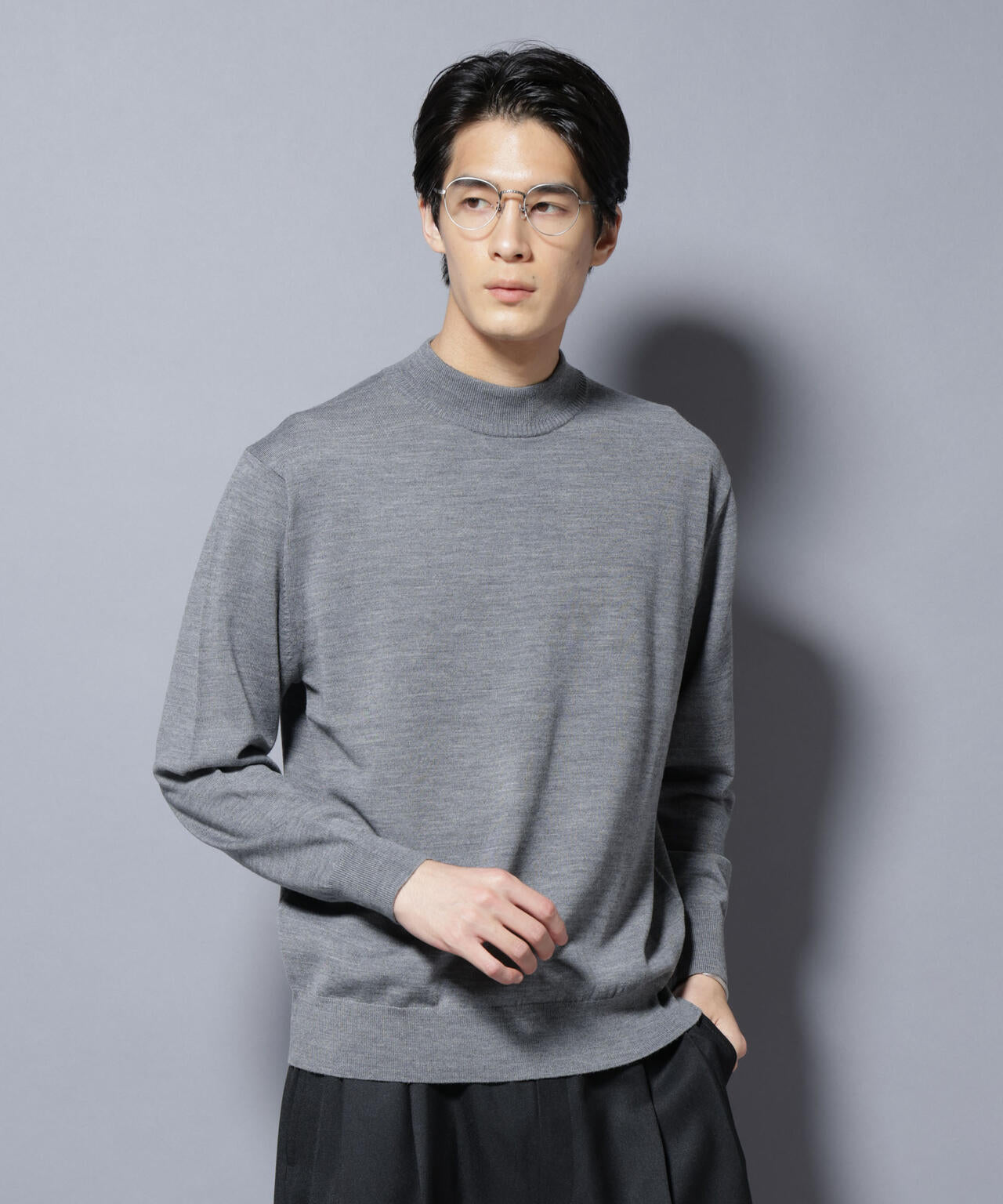 「毛玉レスニット」ファインゲージモックネック