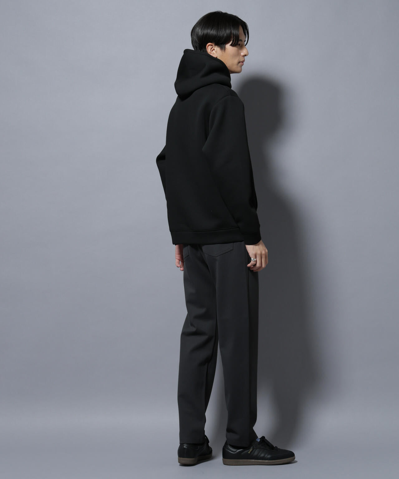 5P テーパードパンツ