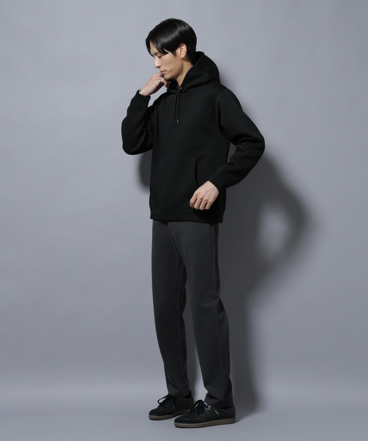 5P テーパードパンツ